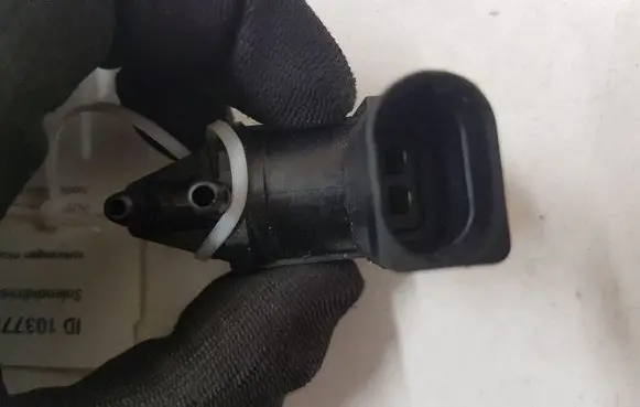 Volkswagen PASSAT B6 Turbo solenoid valve 1K0906283A