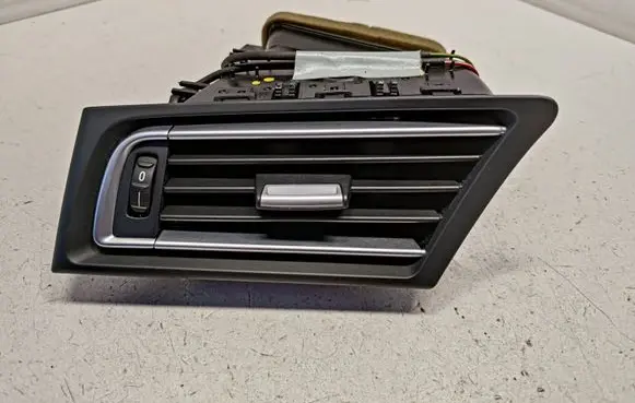 BMW 7 F01 F02 F03 F04 Dashboard side air vent grill/cover trim 9115857 64229115857