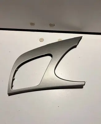 Radio/GPS head unit trim