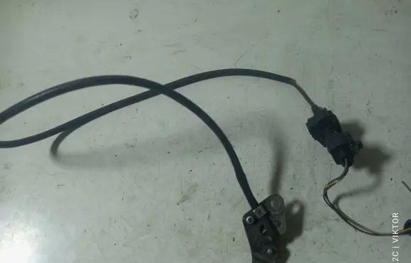 Opel Zafira B Camshaft position sensor 0281002213