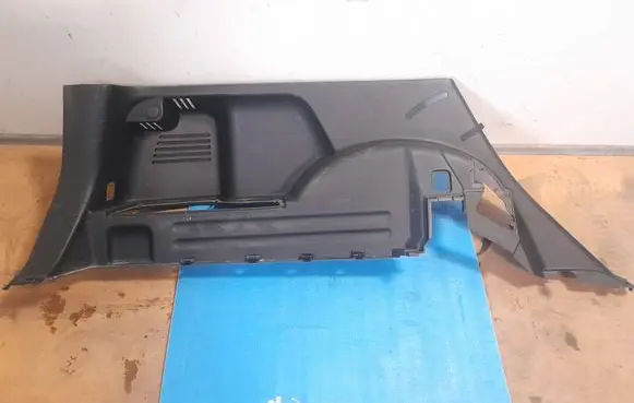 Nissan X-Trail T31 Trunk/boot lower side trim panel 