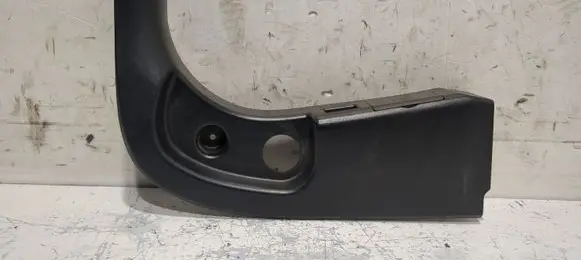 BMW 5 E60 E61 Foot area side trim 51437025029 A047467