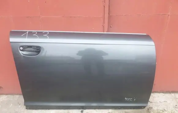Audi A6 S6 C6 4F Front door