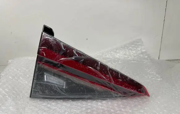 Skoda Superb B8 (3V) Rear/tail lights 3V9945307H 81920101