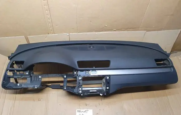 Volkswagen PASSAT B7 Dashboard 