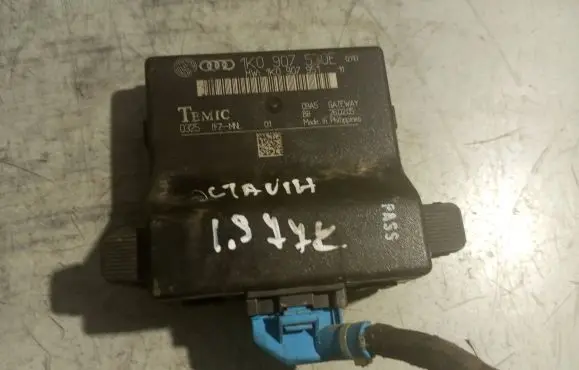 Skoda Octavia Mk2 (1Z) Gateway control module 1K0907530E 1K0907951