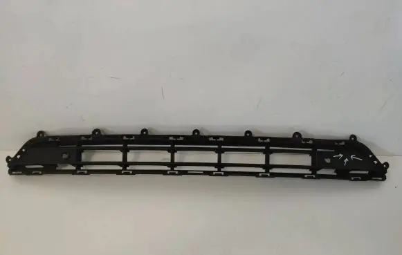 Volvo XC40 Front bumper lower grill 31449342