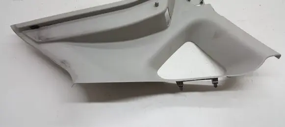 (D)pillar trim (top)