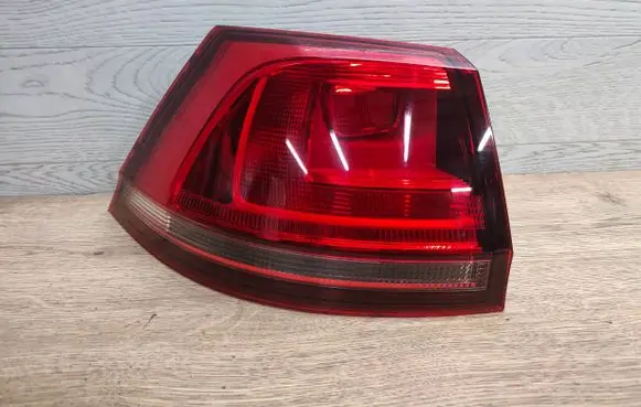 Volkswagen Golf VII Rear/tail lights 5G9945095C
