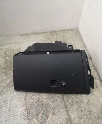 Volvo S60 Glove box 30755651