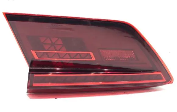 Volkswagen Tiguan Rear/tail lights 