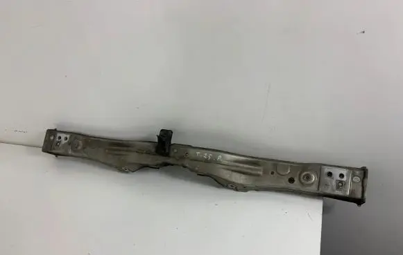 Toyota Avensis T250 Top upper radiator support slam panel
