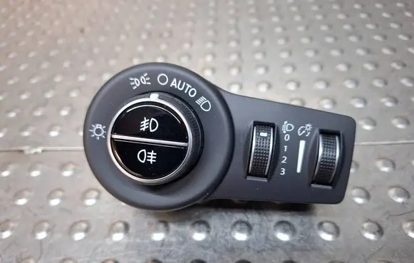 Fiat 500X Light switch 735627309