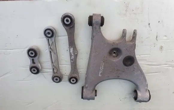 Tesla Model S Rear control arm 102141600A