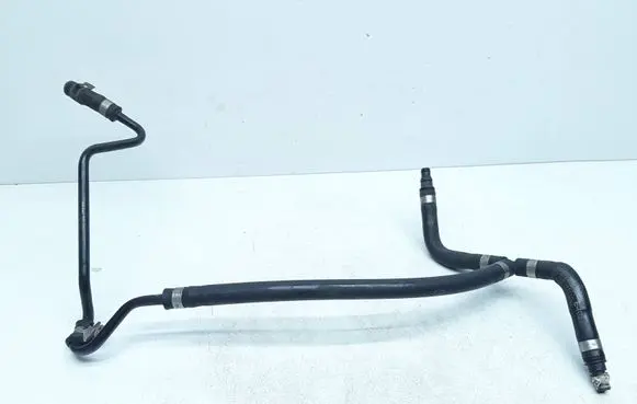 Mercedes-Benz E W212 Engine coolant pipe/hose A2125010825