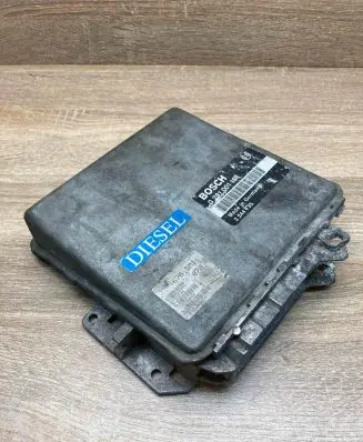 BMW 5 E34 Engine control unit/module ECU 2244735 0281001164
