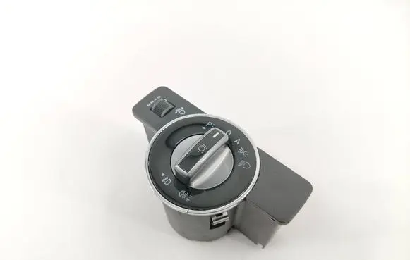 Mercedes-Benz C W204 Light switch A2045453004