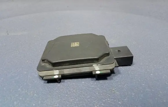 AC 428 Distronic sensor radar 5A8C175