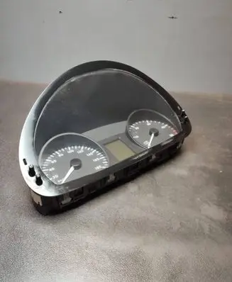 Mercedes-Benz Sprinter W901 W902 W903 W904 Speedometer (instrument cluster) A9069002200