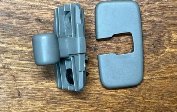 Sun visor clip/hook/bracket