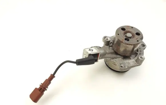 Volkswagen Golf VII Water pump 010289801KT 538073310