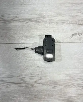 Toyota Land Cruiser J20 J20u Air quality sensor 0136500010