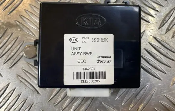 KIA Sorento Parking PDC control unit/module 957003E100 1462397 KEK7500285