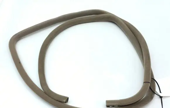 Jaguar XJ X308 Rear door rubber seal (on body) 