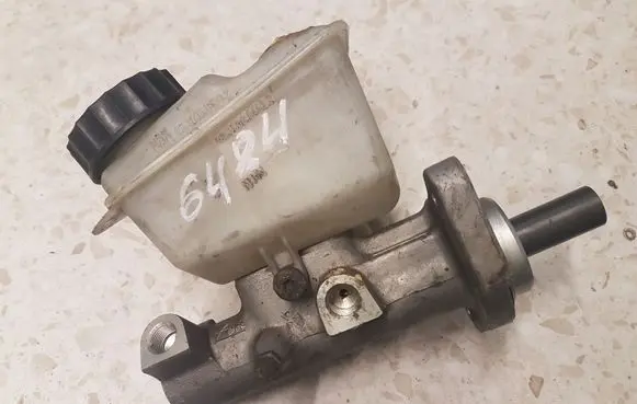 Volvo V70 Brake fluid reservoir 9485183