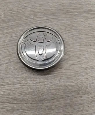Toyota Corolla Verso AR10 Original wheel cap