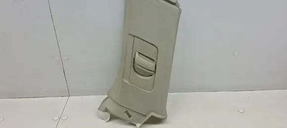 Volvo XC90 (B) pillar trim (top) 31377583
