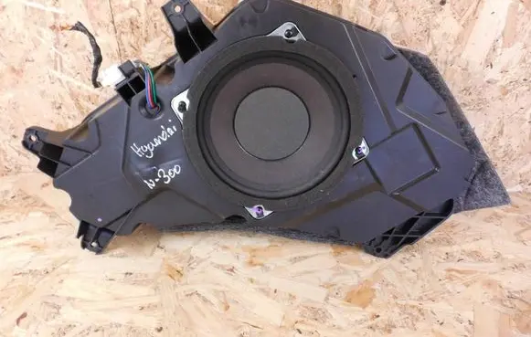 Hyundai ix35 Subwoofer speaker 963802S000