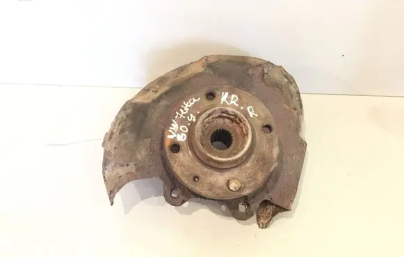 Volkswagen Jetta I Front wheel hub spindle knuckle
