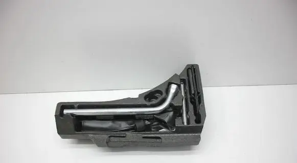 Porsche Macan (95B) Tool set 95B012109A 95B012011
