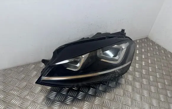 Volkswagen Golf VII Headlight/headlamp 5G1941039 90040516