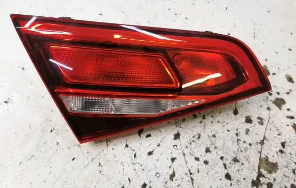 Audi A3 S3 8V Tailgate rear/tail lights 8V4945075 U373PA Z01283901
