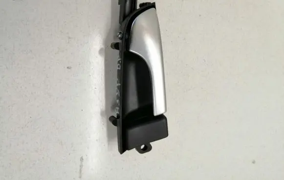 Audi A3 S3 8P Front door interior handle 8P3867020