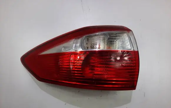 Ford C-MAX II Rear/tail lights AM5113405BF