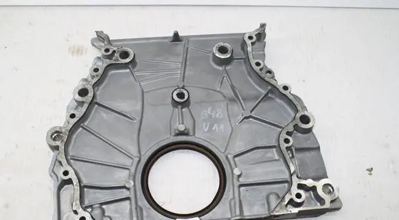 BMW 8 G14 Timing belt guard (cover) 8640047
