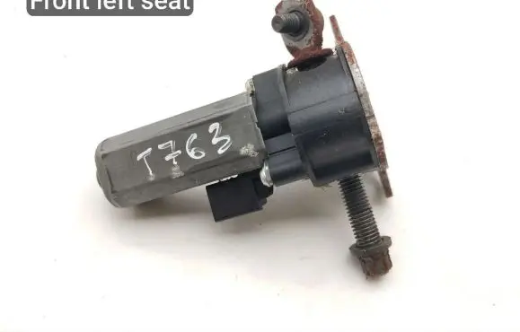 BMW 6 F06 Gran coupe Seat adjustment motor P1119890302