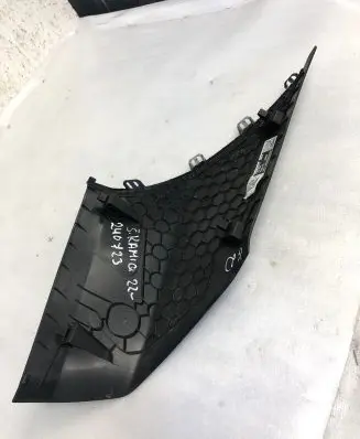 Skoda Kamiq (D)pillar trim (top) 658867246