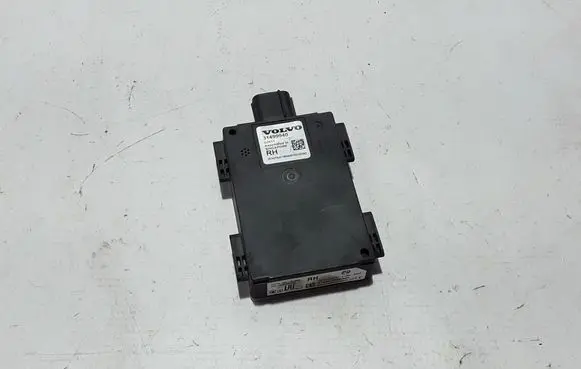 Volvo XC90 Distronic sensor radar 31499940