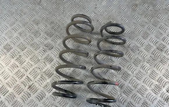 Mercedes-Benz CLA C118 X118 Rear coil spring