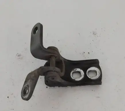 Opel Astra J Front door upper hinge