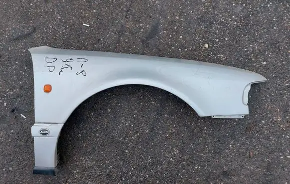 Audi A8 S8 D2 4D Fender