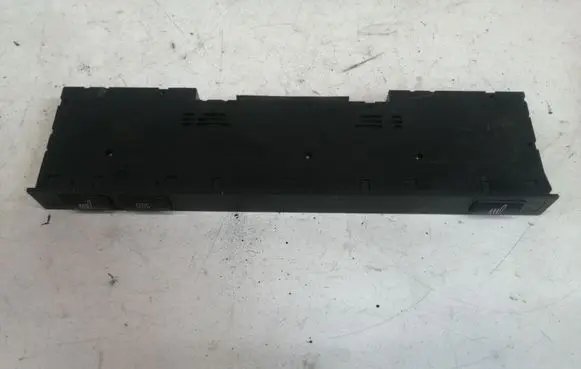 BMW 5 E39 Seat heating switch 61318373882