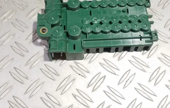 BMW 5 E39 Fuse module 61138367768 5518361