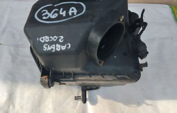 KIA Carens II Air filter box