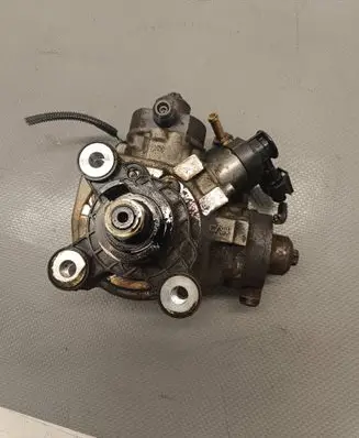 Volvo XC60 Fuel injection high pressure pump
