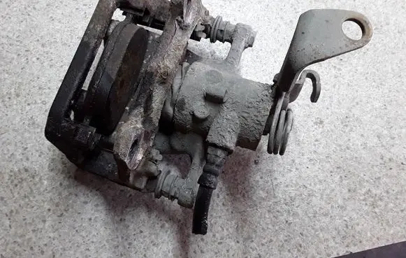 Alfa Romeo 159 Rear brake caliper